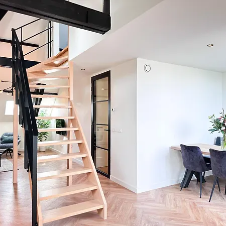Cooth'S Grand Loft With Church View Breda