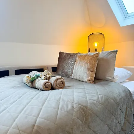 Celina's Loft *
