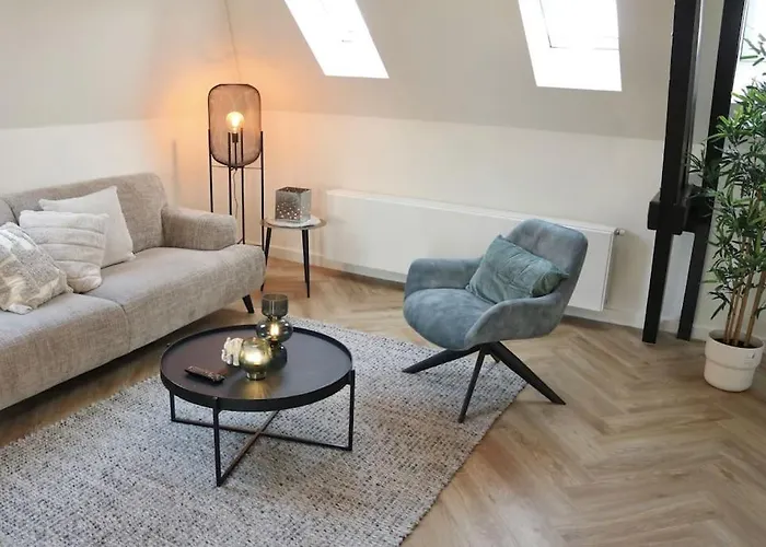 Celina's Loft Apartment