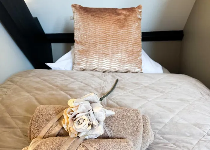 Celina's Loft Apartment *